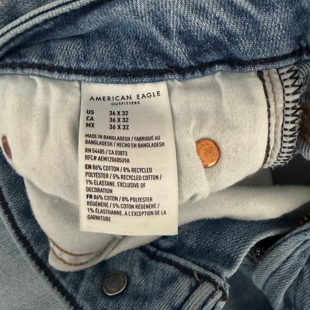 Men’s American Eagle Light Wash Original Straight Jeans - Picture 5 of 8